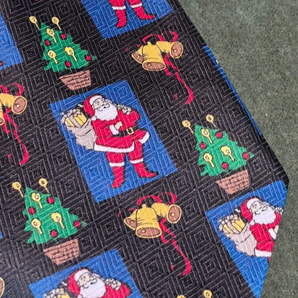 The Christmas Collection Santa Neck‎ Tie Novelty Holiday Christmas Tree Bells